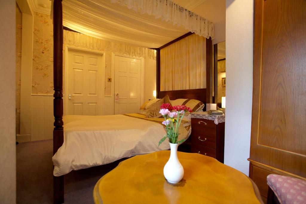 Moonraker House Hotel Stratford-upon-Avon Kamer foto